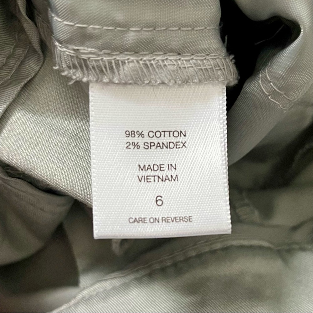 New York & Company NWT Women’s Stretch Straight-Leg Crop Pants, Size 6, Light Gr - Picture 6 of 7